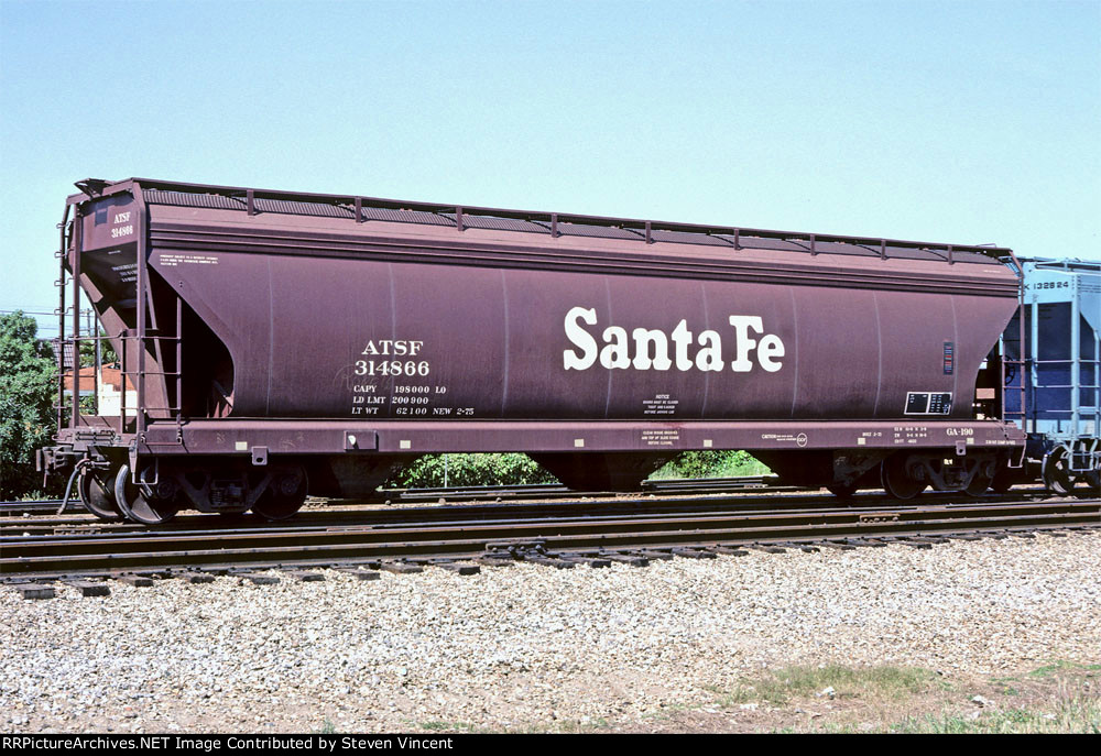 Santa Fe 4600 cu ft grain hopper ATSF #314866